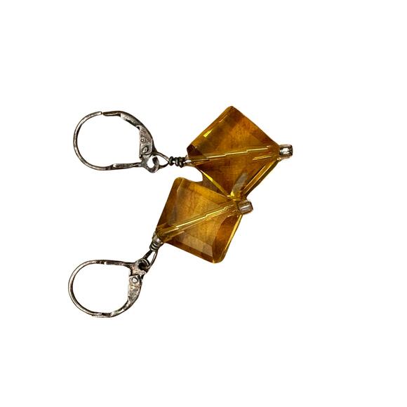 Yellow Glass Three Piece Jewelry Set Necklace, Bracelet, Earrings - Picture 3 of 9